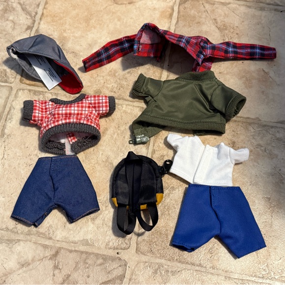 Disney Nuimo Used Outfit Bundle - Picture 2 of 2